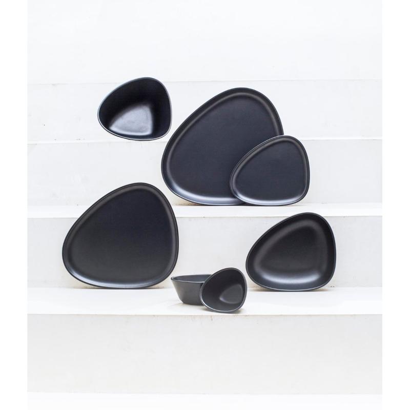 Curve Stoneware frokosttallerken 22x19 cm svart