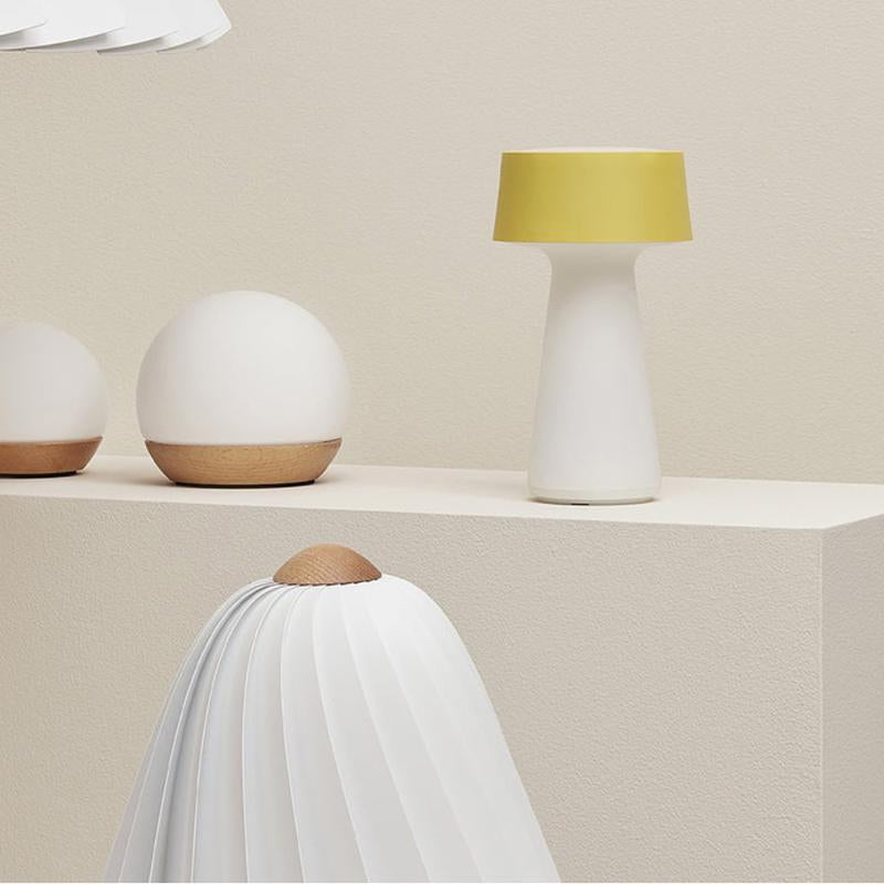 Ember bordlampe Pale yellow