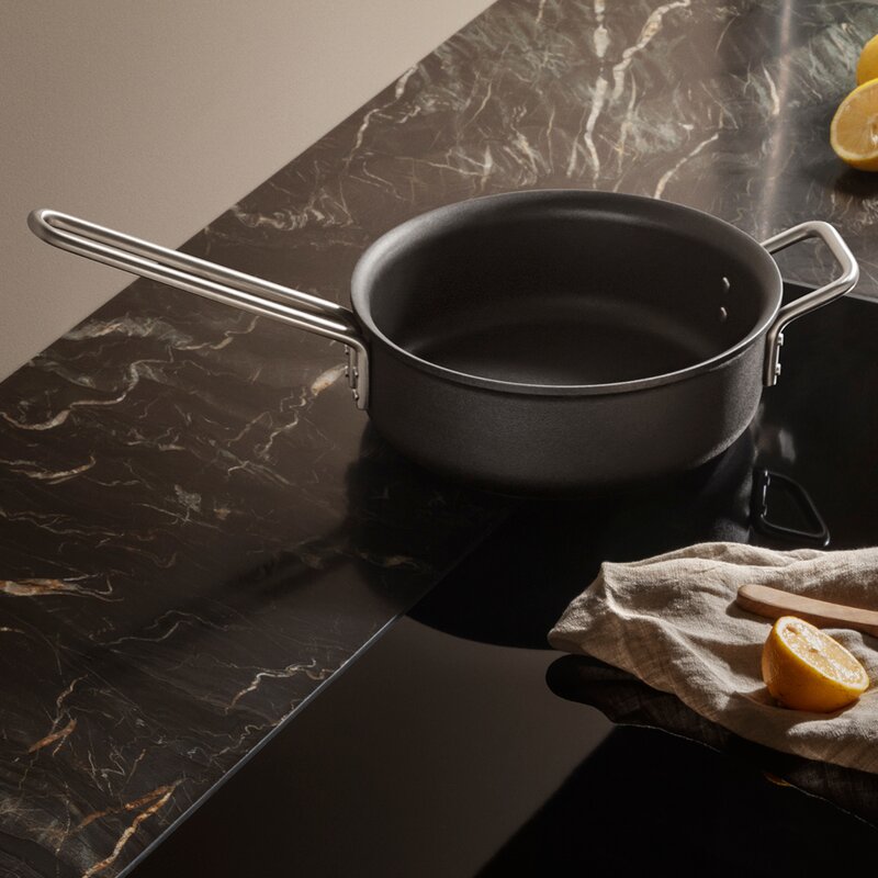 Professional traktørpanne 24 cm stål