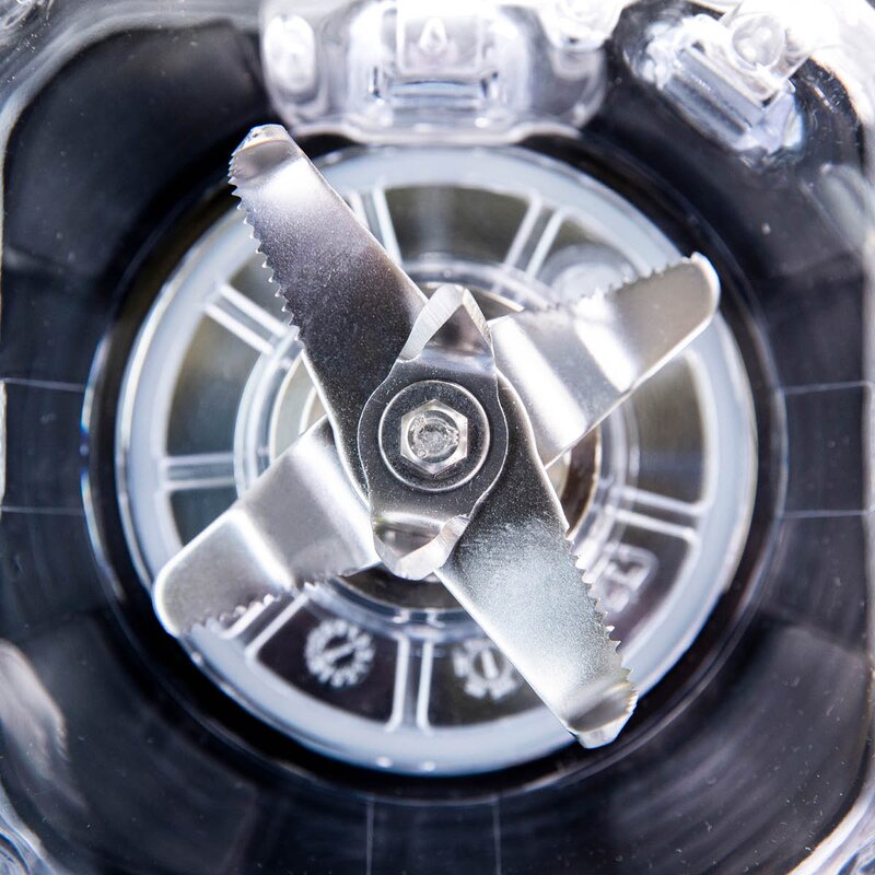 Blender X 4,0 Turbo 2380W 2,2L svart