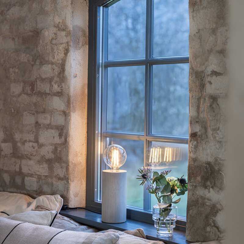 Legna bordlampe 20 cm gråbeiset