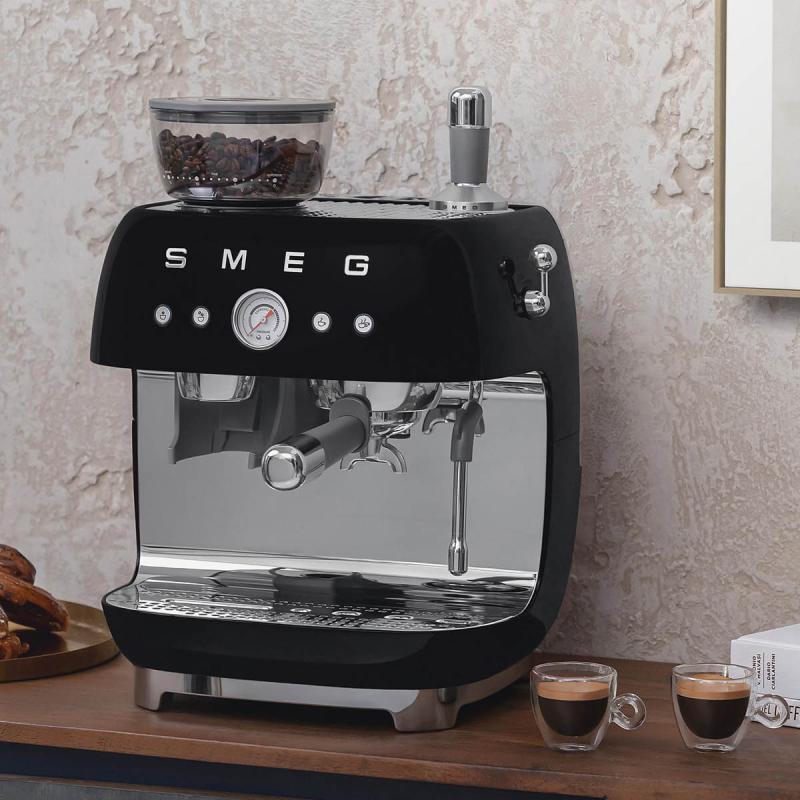 Espressomaskin EGF03 2,4L m/kaffekvern svart