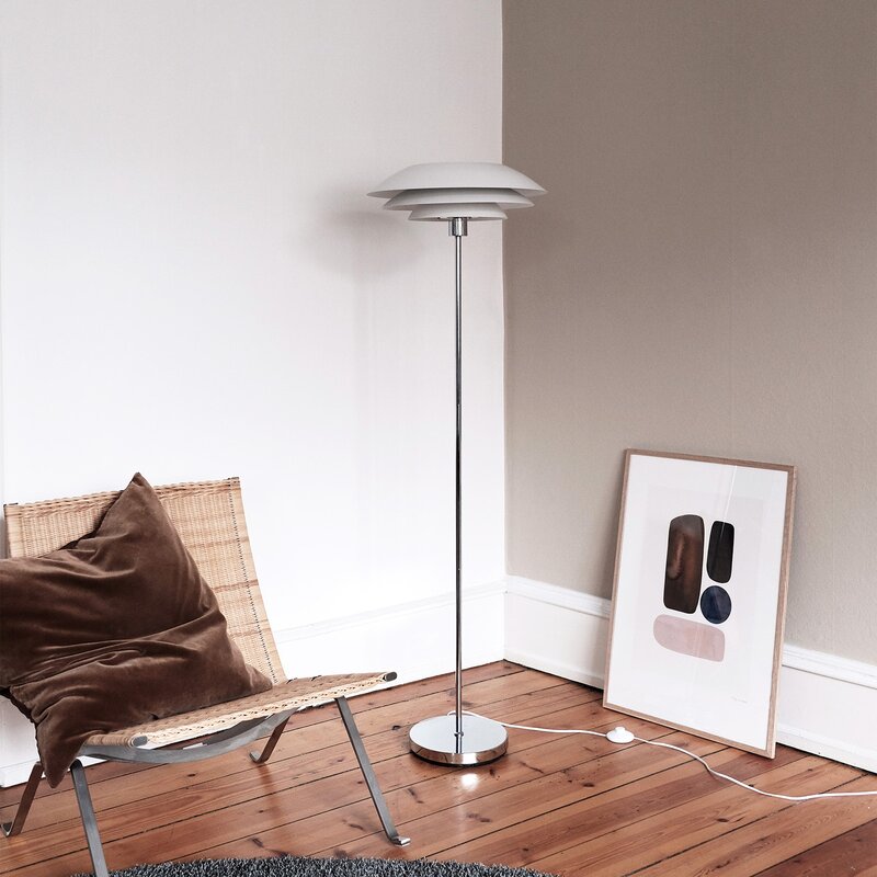 DL45 gulvlampe 146 cm hvit