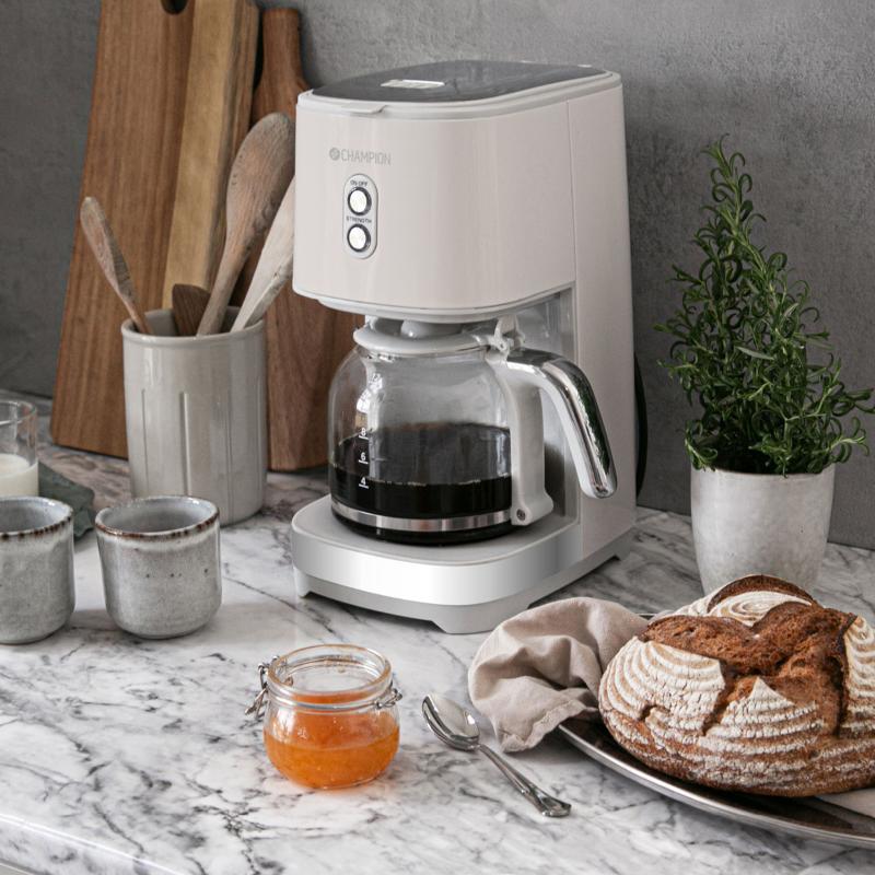 Kaffetrakter 900W creme white
