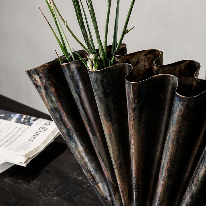 Flood vase 30x53,4 cm antikk brun