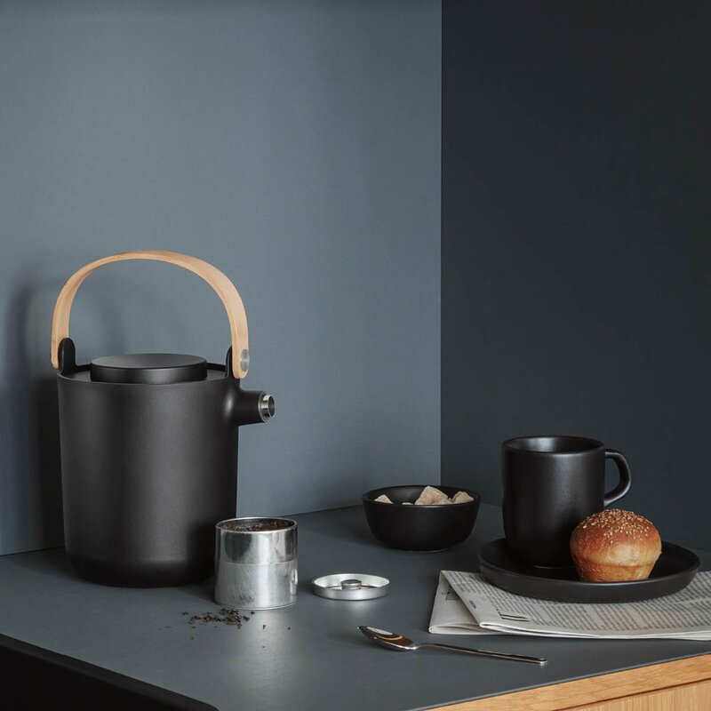 Nordic Kitchen te-termokanne 1L svart