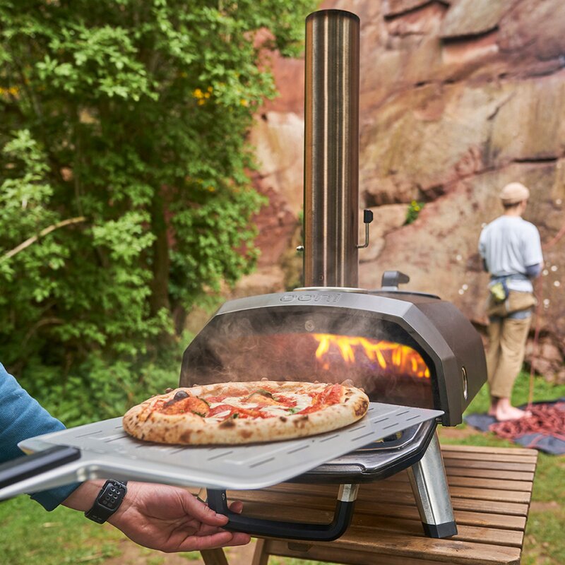 Karu 2 pizzaovn vedfyrt/gass 12" svart