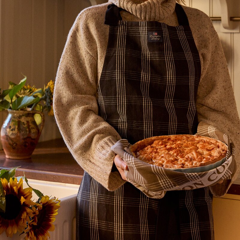 Rutete forkle i lin/bomull 110x80 cm svart/hvit