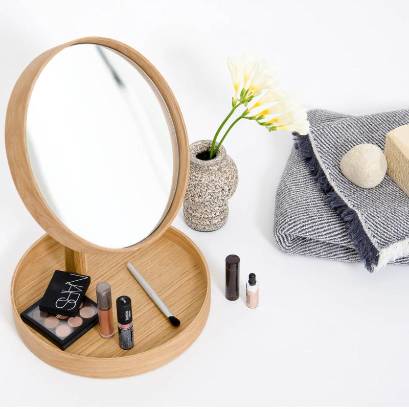 Look sminkespeil med fot 25 cm eik
