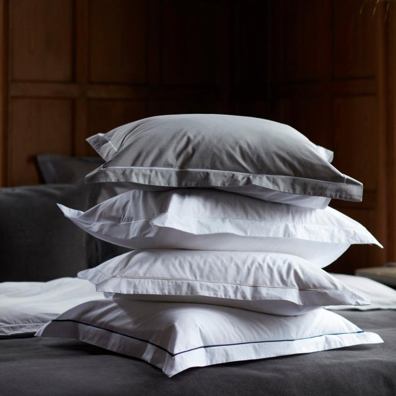 Hotel putevar percale 50x70 cm hvit/beige