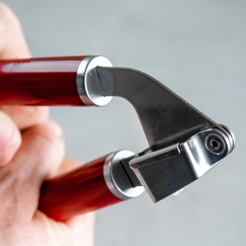Core hvitløkspresse 19 cm empire red