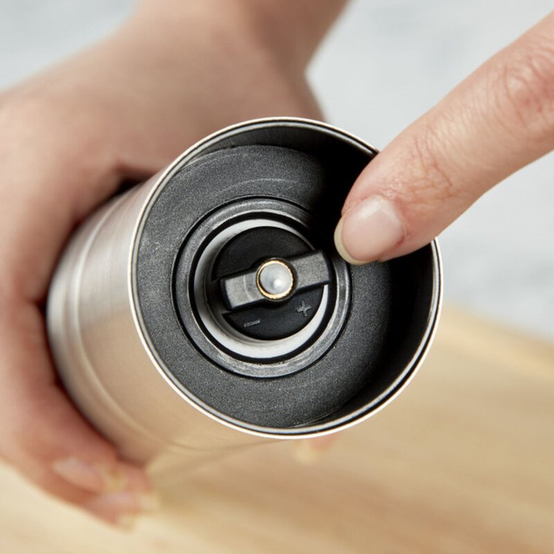 Core kvernsett 2 deler 20 cm stål