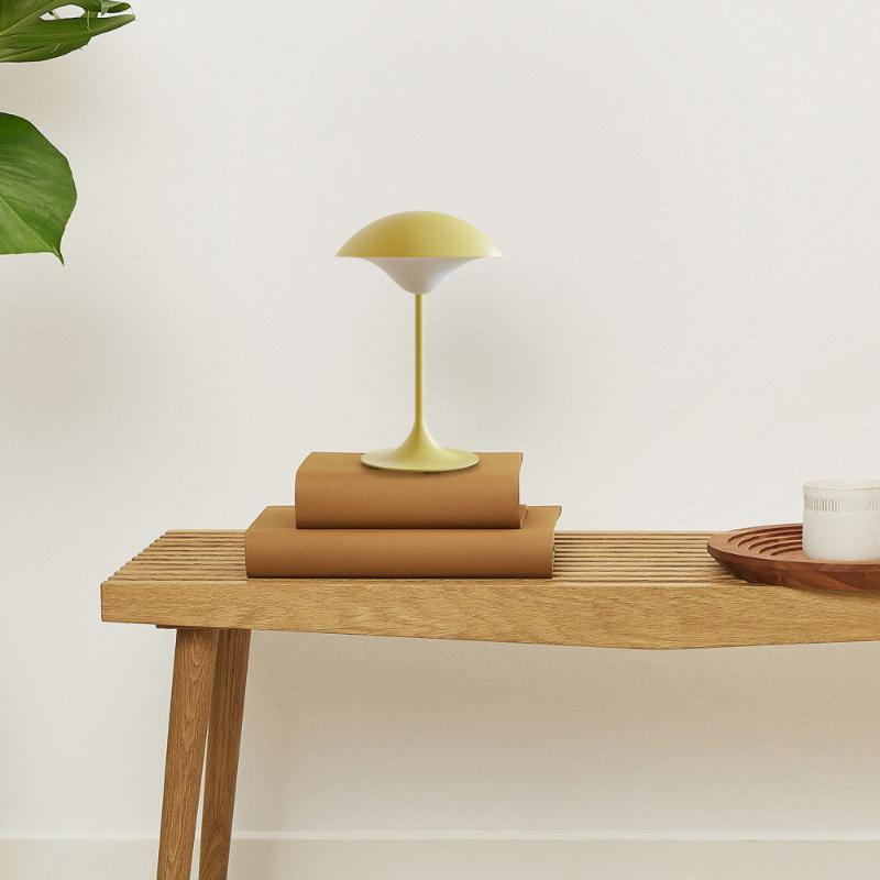 Eclipse bordlampe pale yellow