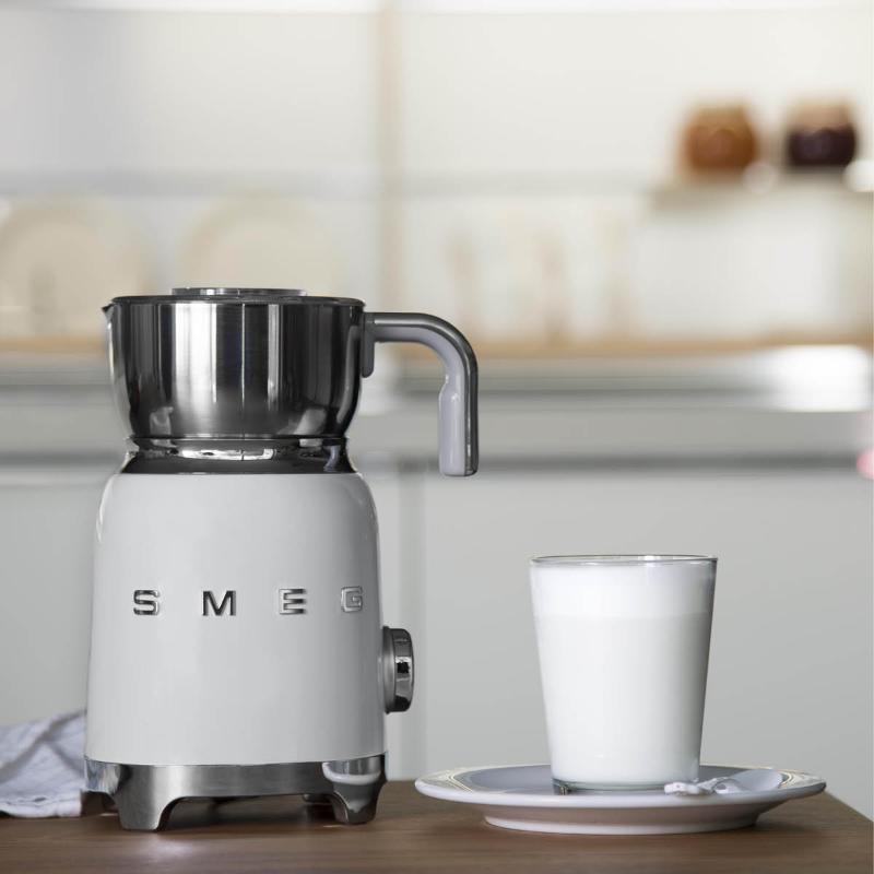 Melkeskummer MFF11 0,6L hvit