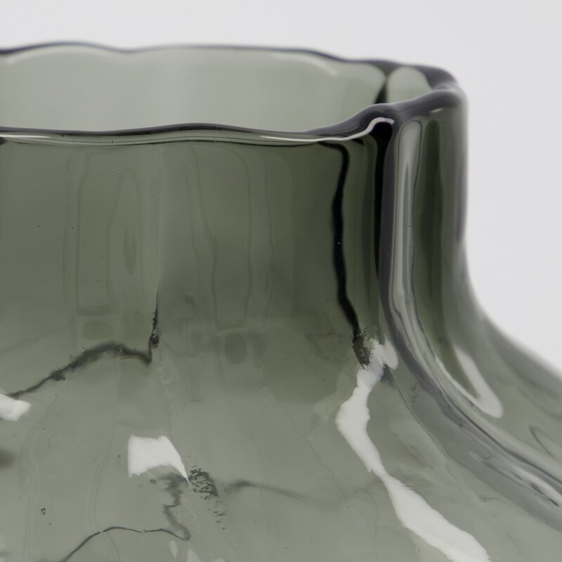 Turn vase 20 cm røkt grå