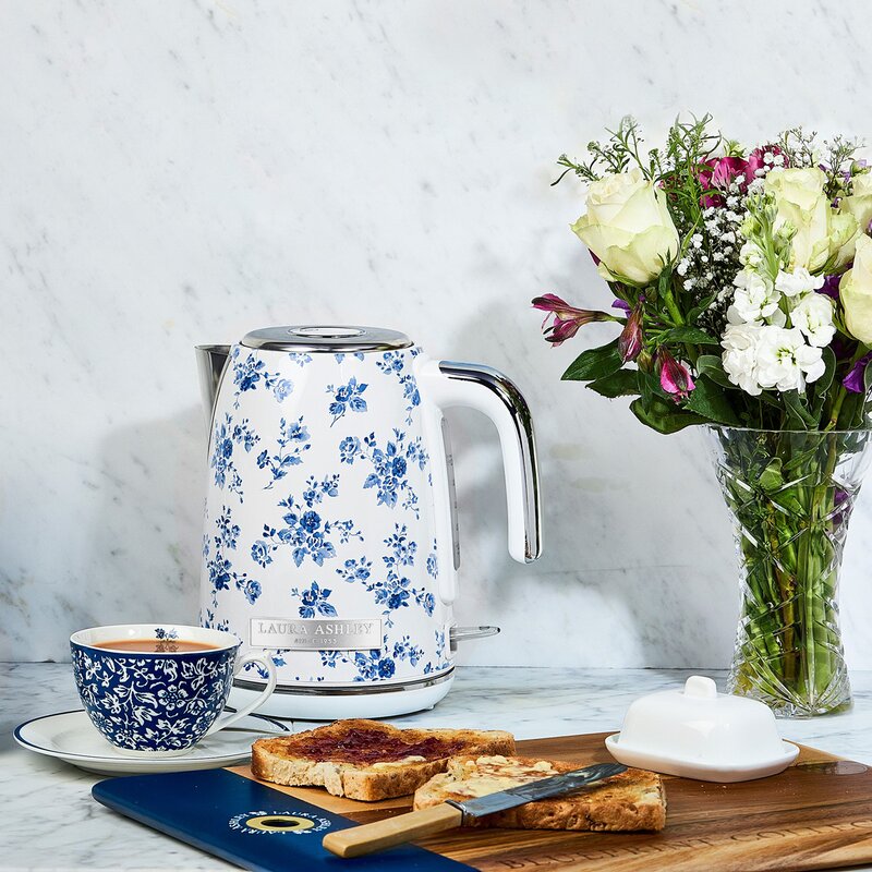 Jug elektrisk vannkoker 1,7L China Rose blå/hvit