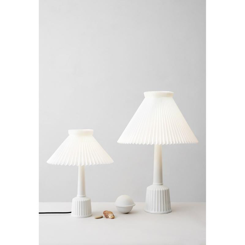 Esben Klint lampe h44 cm hvit