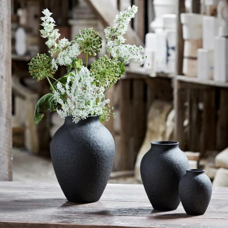 Knabstrup vase 20 cm svart