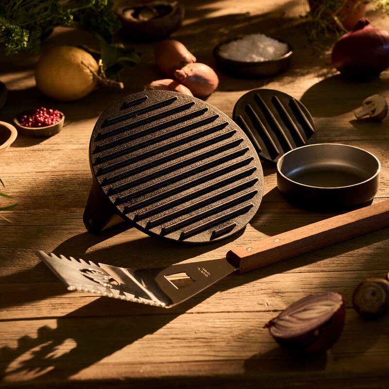 BBQ by Hellstrøm grillpresse 18 cm svart