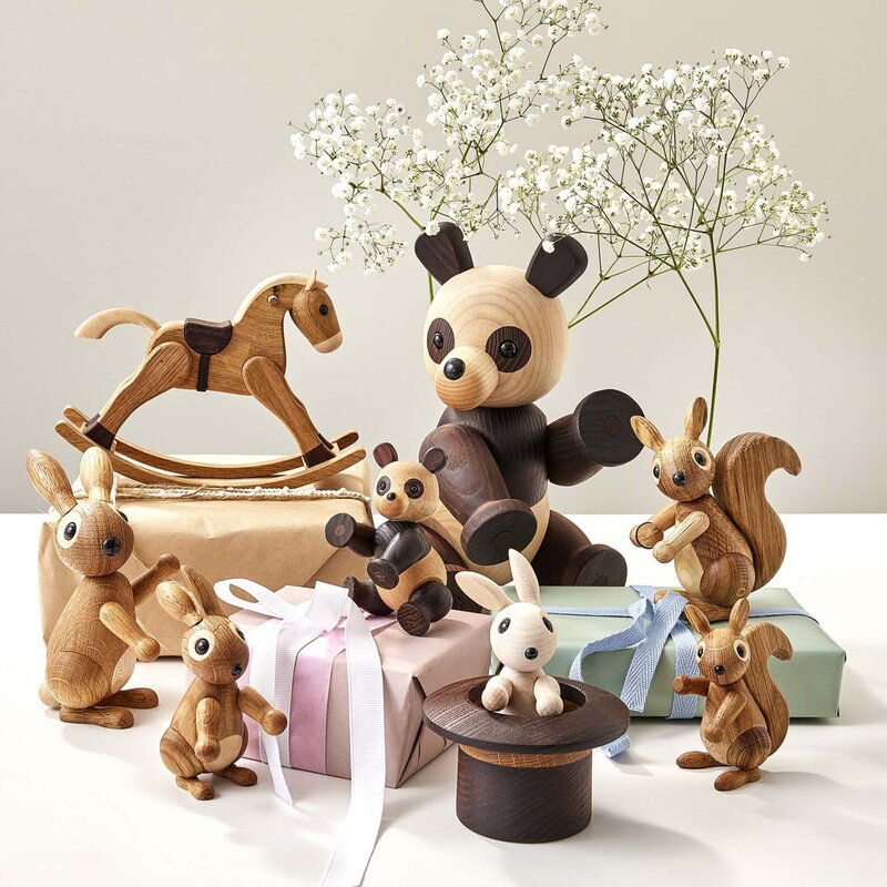 The Rocking Horse trefigur gyngehesten 13,5 cm