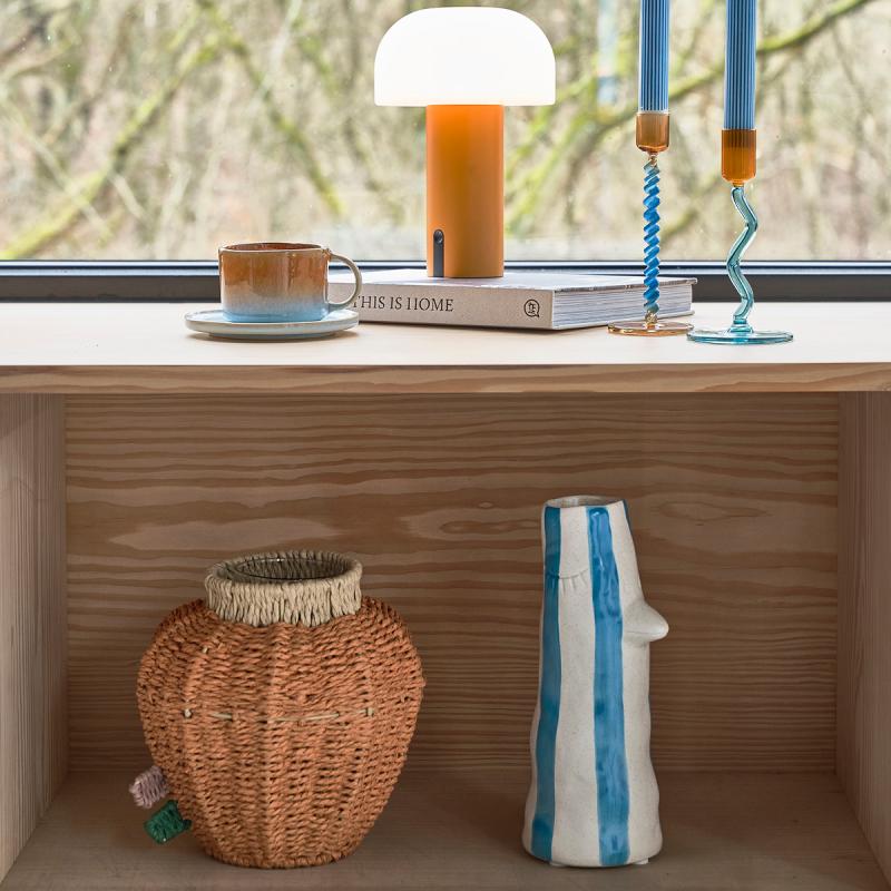 Styles vase m/ nebb og øyevipper 34 cm blå