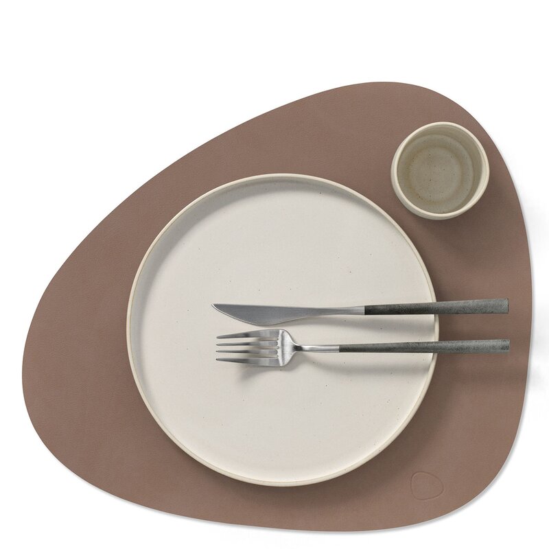 Curve Nupo spisebrikke L 37x44 cm truffle
