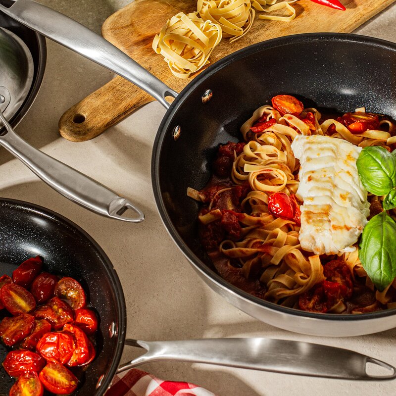 Signerat wok 28 cm rustfritt stål