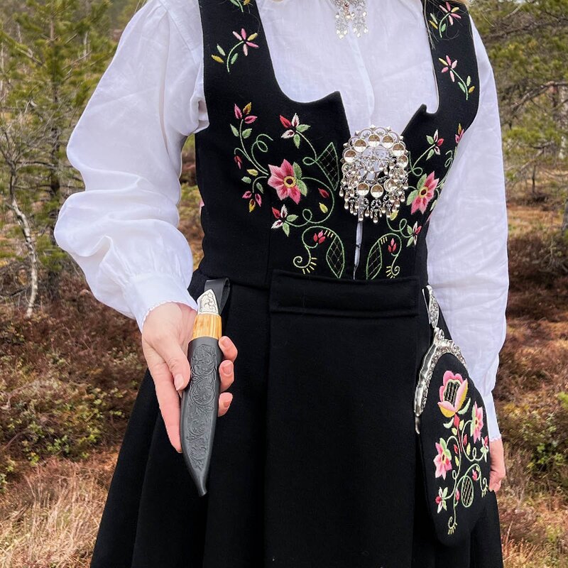 Renessanse bunadskniv 19 cm masurbjørk