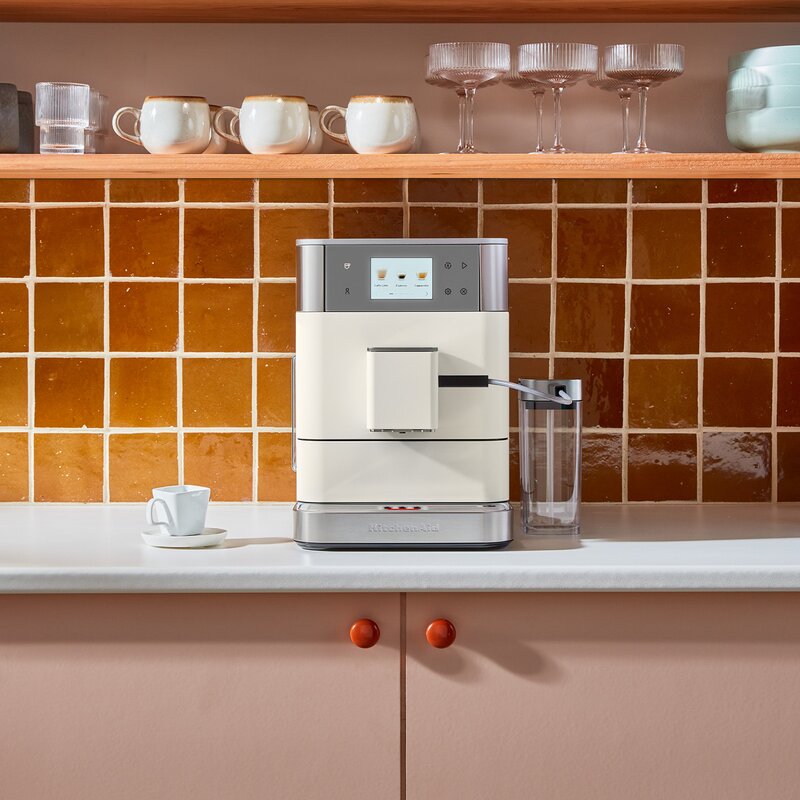 Espressomaskin helautomatisk KF7 porcelain white