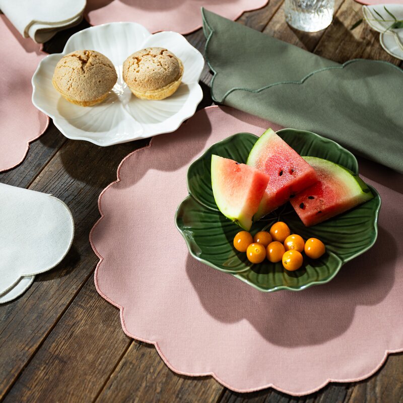Scallopped dekkebrikke 2 stk 36 cm pudderrosa