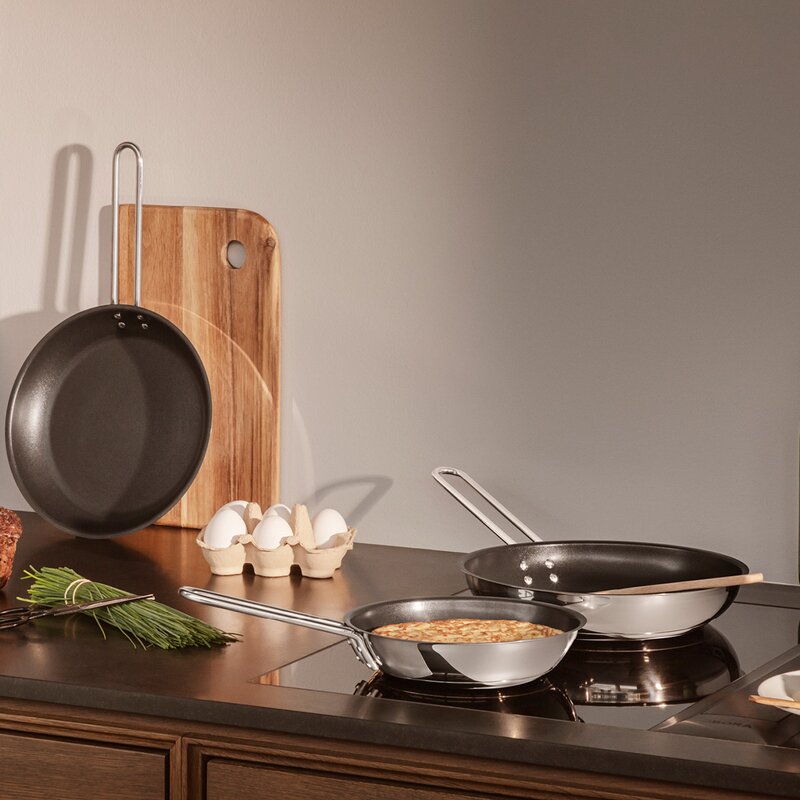 Stainless Steel stekepanne 24 cm Slip-Let® belegg