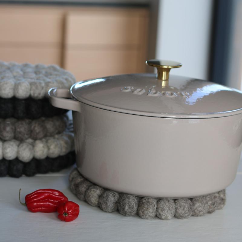 Hotspot bordskåner 21 cm mørk grå