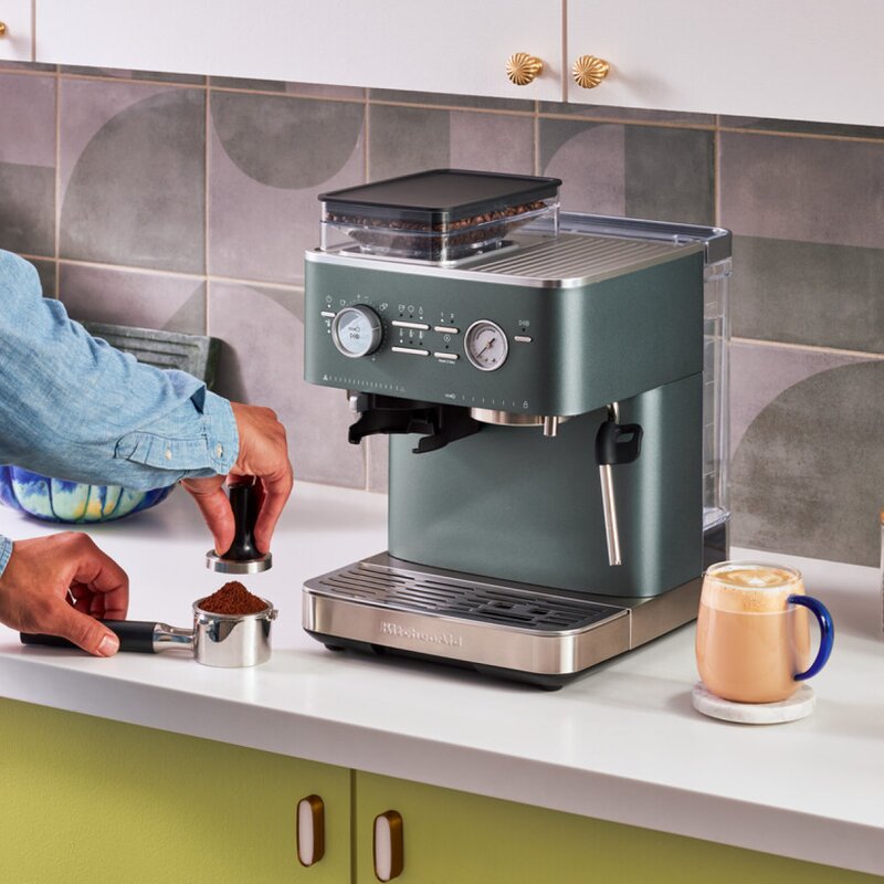 Espressomaskin m/kaffekvern halvautomatisk 5KES6551 juniper