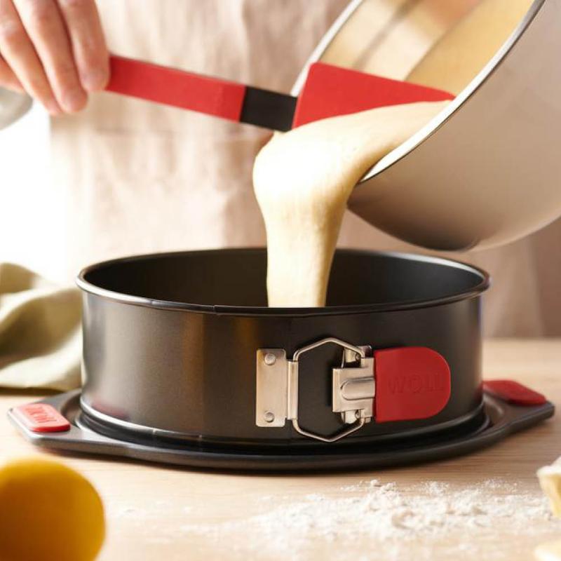 Bake It springform 24 cm svart/rød
