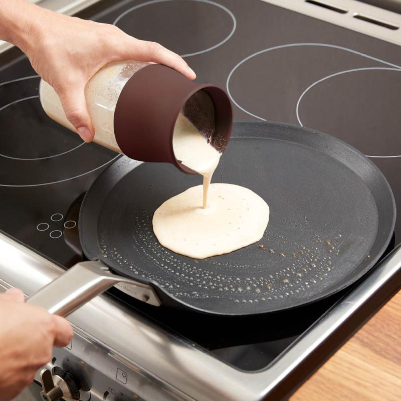 Crêpes og pannekake shaker brun