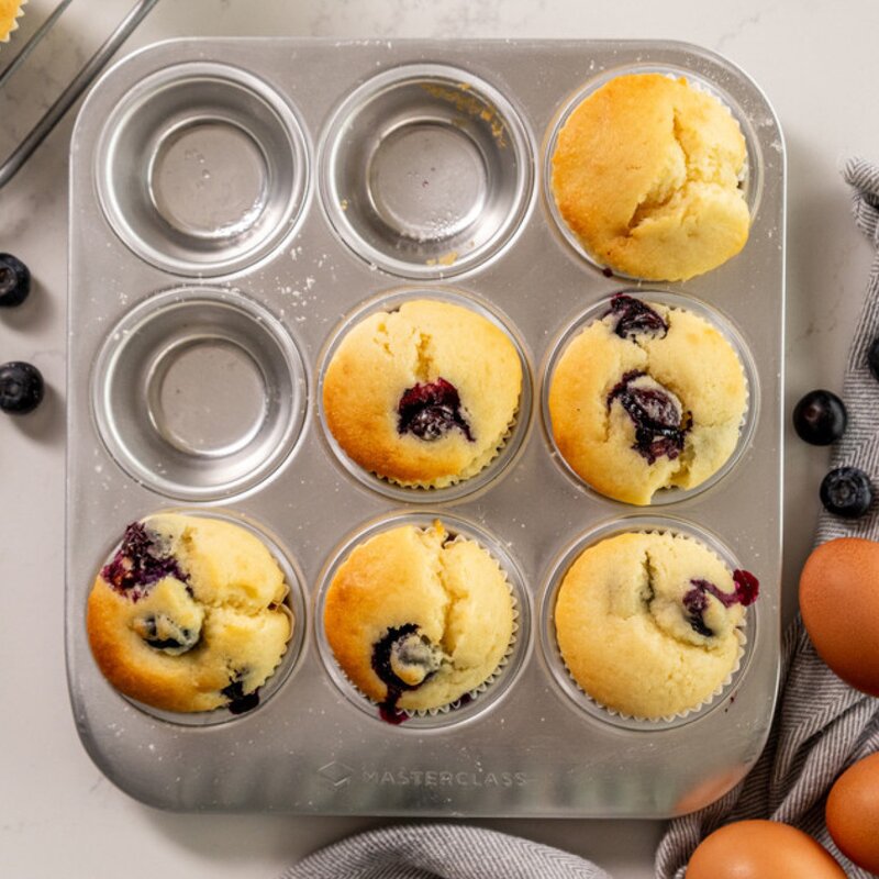 Recycled Aluminium muffinsbrett for 9 muffins 24x22 cm