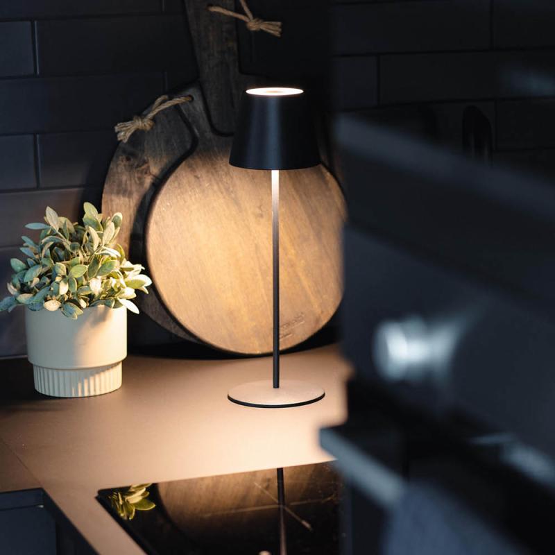 Move bordlampe 38 cm svart