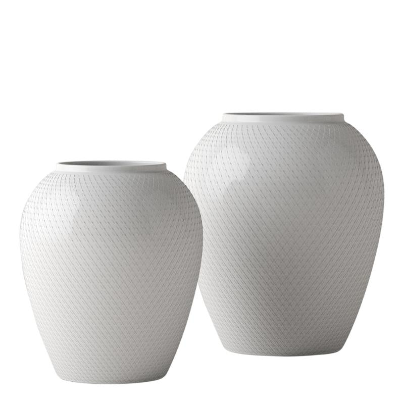Rhombe vase 16 cm hvit porselen