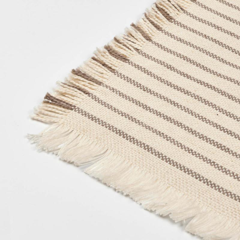 Elouise bordløper 41,5x140 cm offwhite/fungi grey