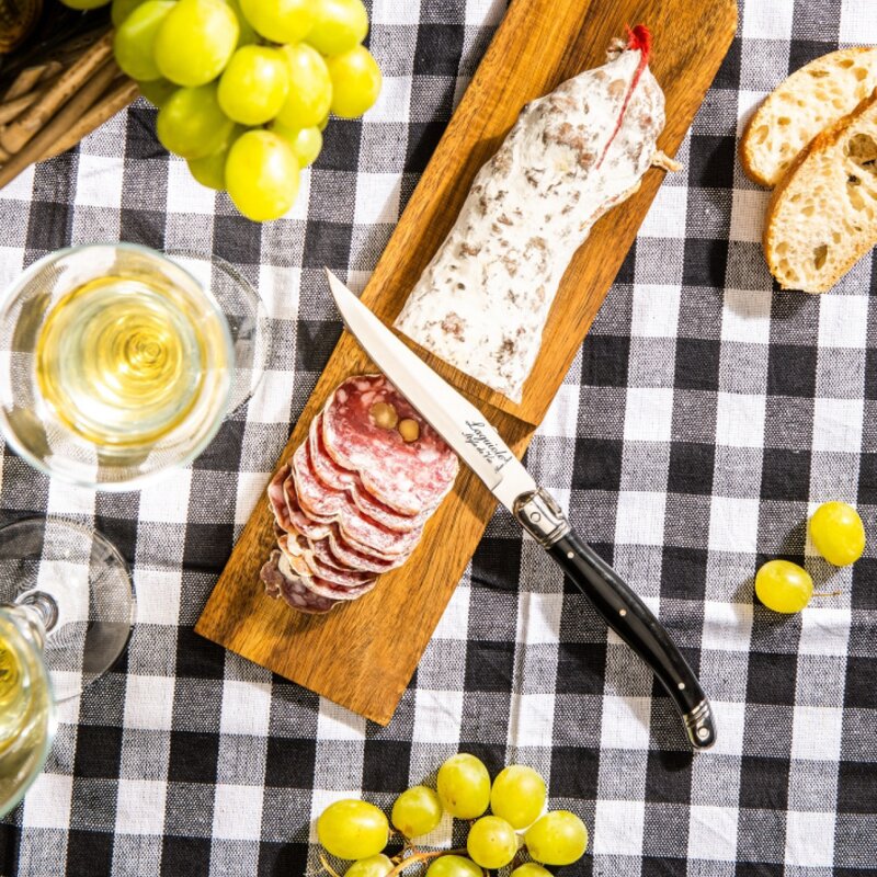 Skjærebrett med kniv for pølse