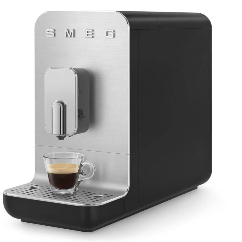 Kaffemaskin BCC13 1,4L m/melkeskummer svart