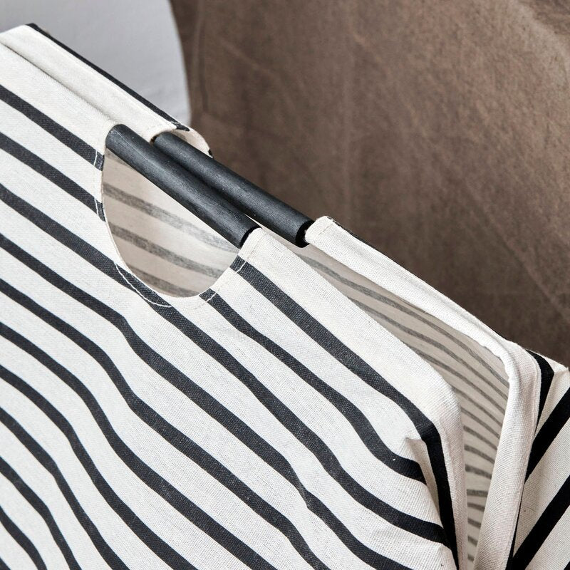 Stripes vaskepose 40 cm svart/hvit