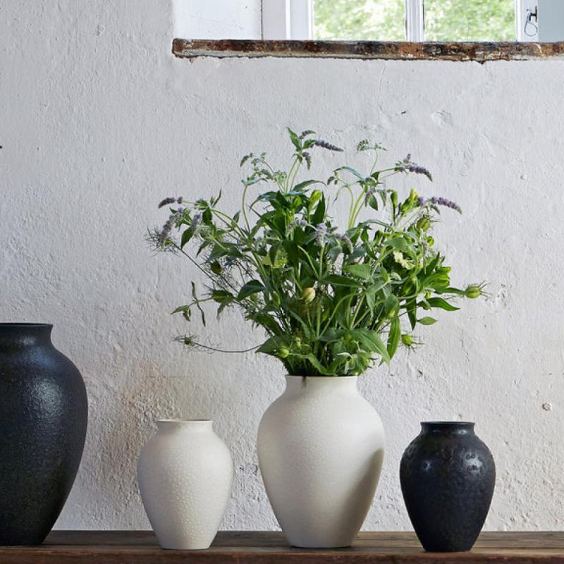 Knabstrup vase 20 cm svart