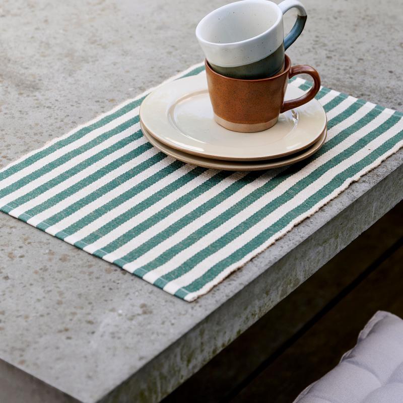 Statement Stripe spisebrikke 33x48 cm 2 stk green