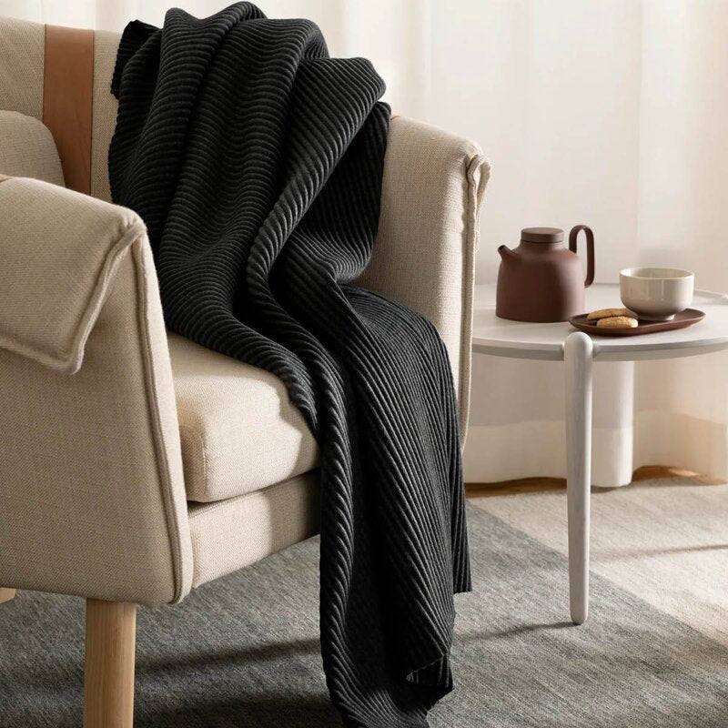 Pleeace pledd 140x170 cm svart