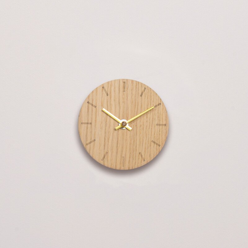 Light Oak klokke 12 cm lys eik m/gull viser