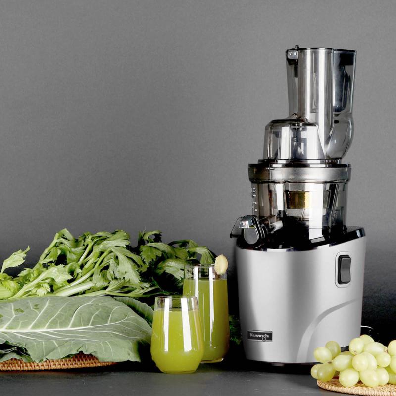 Slowjuicer REVO830 silver