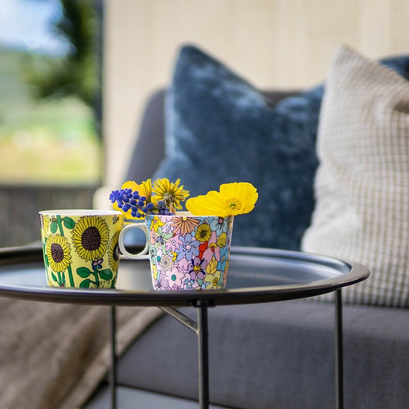 Anette Moi krus 27 cl blomster flerfarget