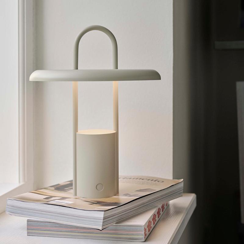 Pier bærbar LED lampe 25 cm sand