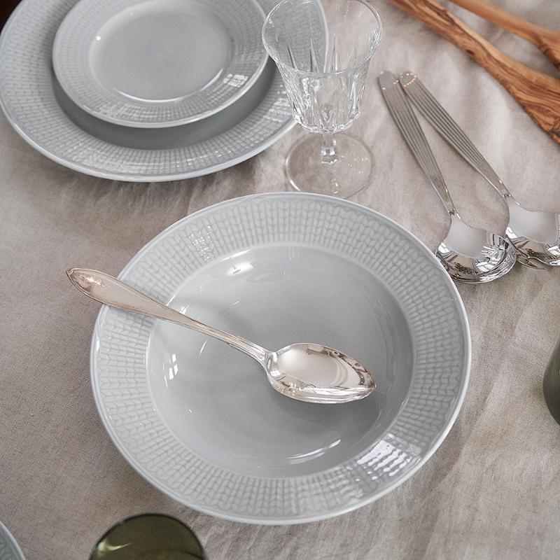 Swedish Grace dyp tallerken 25 cm tåke